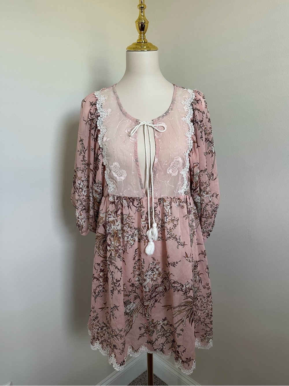 POL Boutique Sheer Lace Coverup - Picture 1 of 5